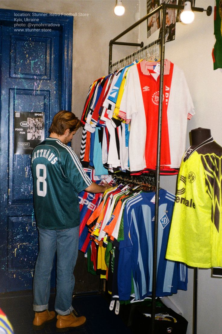 The Best Ways to Collect and Care for Vintage Kits | Five Of Cups
