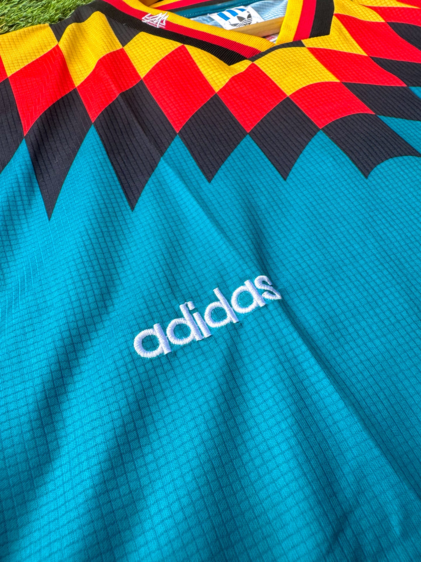 Close-up of DFB crest and Adidas embroidery