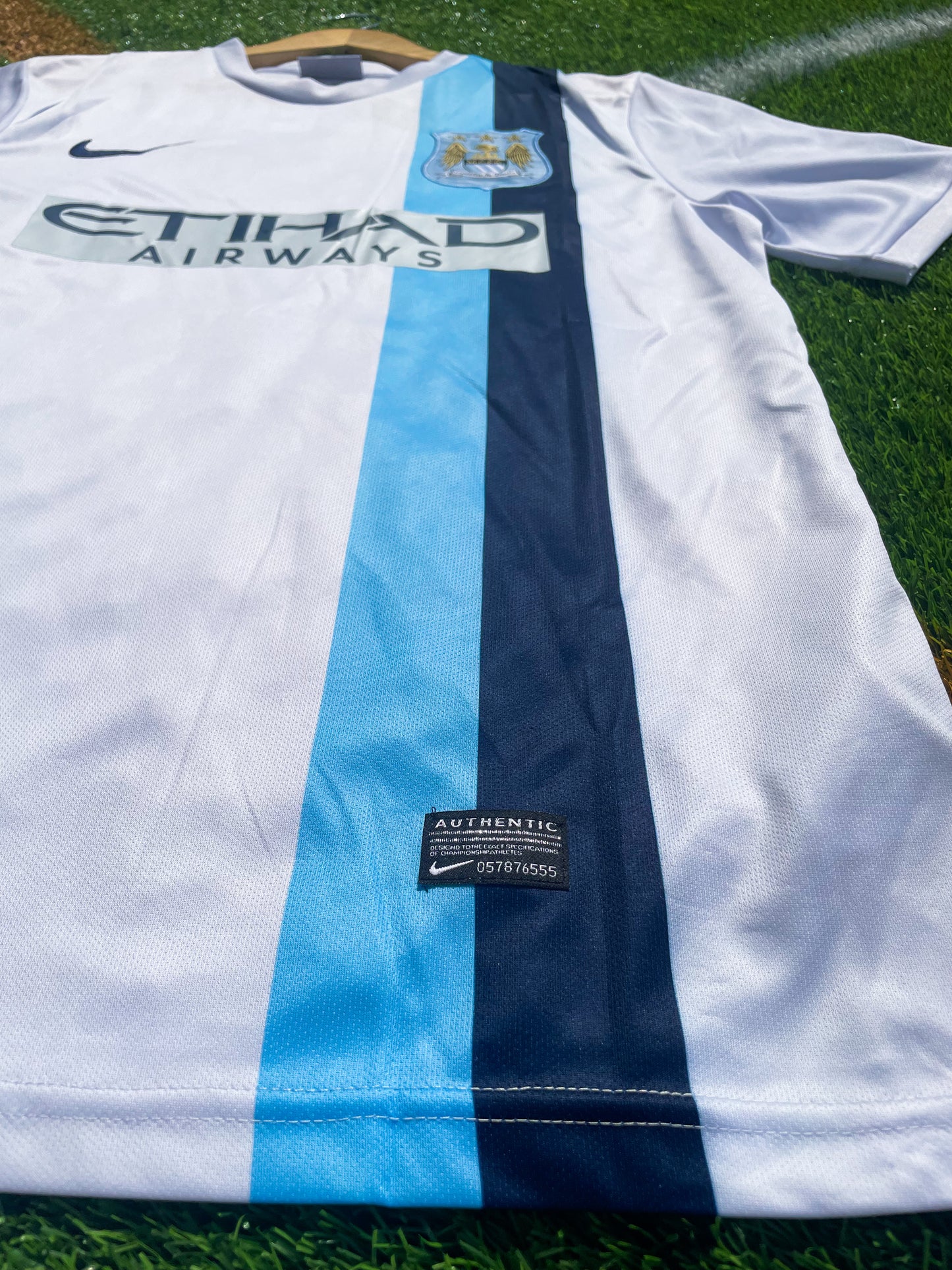 Manchester City 2013–2014 Third Jersey Aguero #16 – White Vintage Iconic Soccer Shirt - Five Of Cups Official