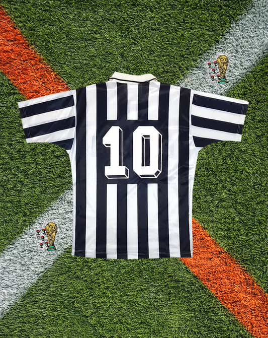 Juventus 1992–94 Home Jersey- #10— Iconic Danone Era Classic