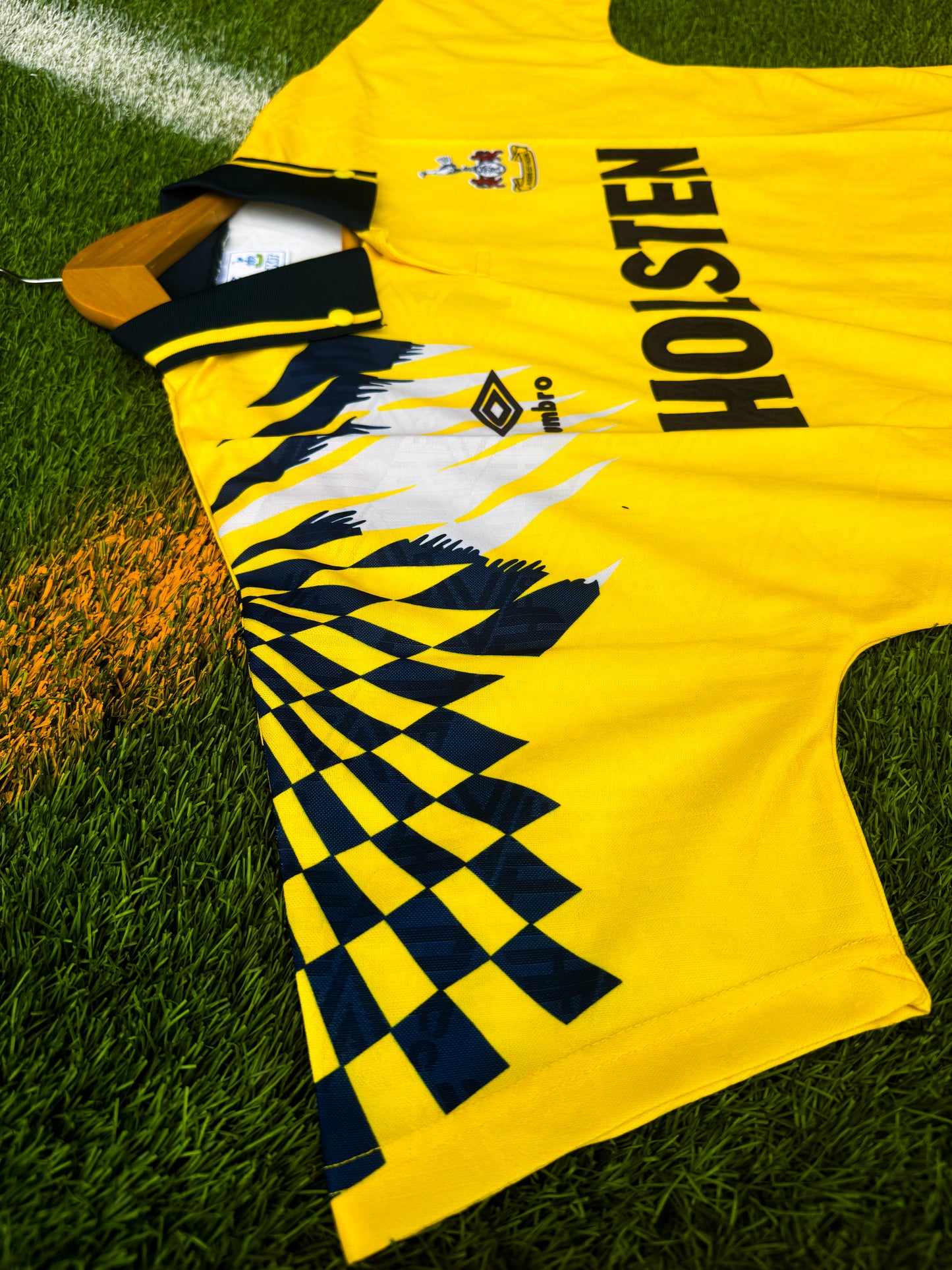 Tottenham 1991/1993 Away Jersey – Yellow Holsten Vintage Umbro Football Shirt