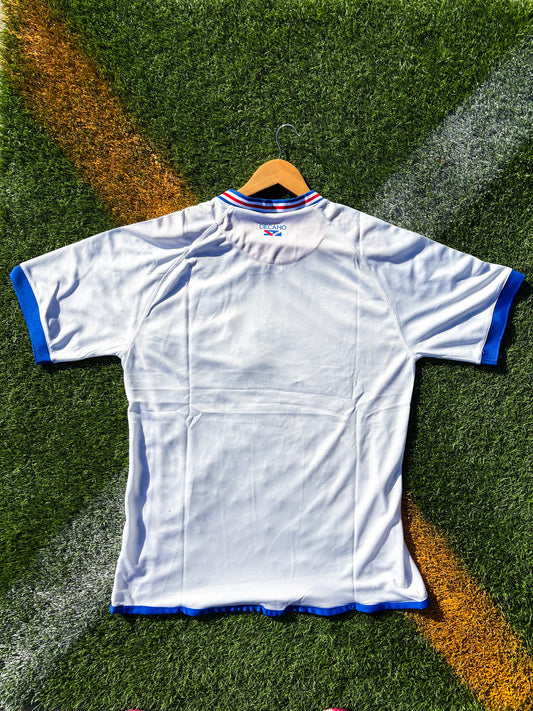 Nacional 2025 Training Jersey – Umbro White Edition with Retro Stitch Detailing