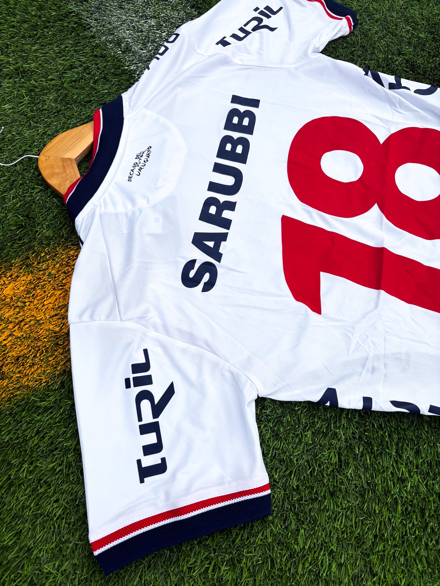 Club Nacional 2025 Home Jersey – Recoba #18 – Umbro Decano Classic