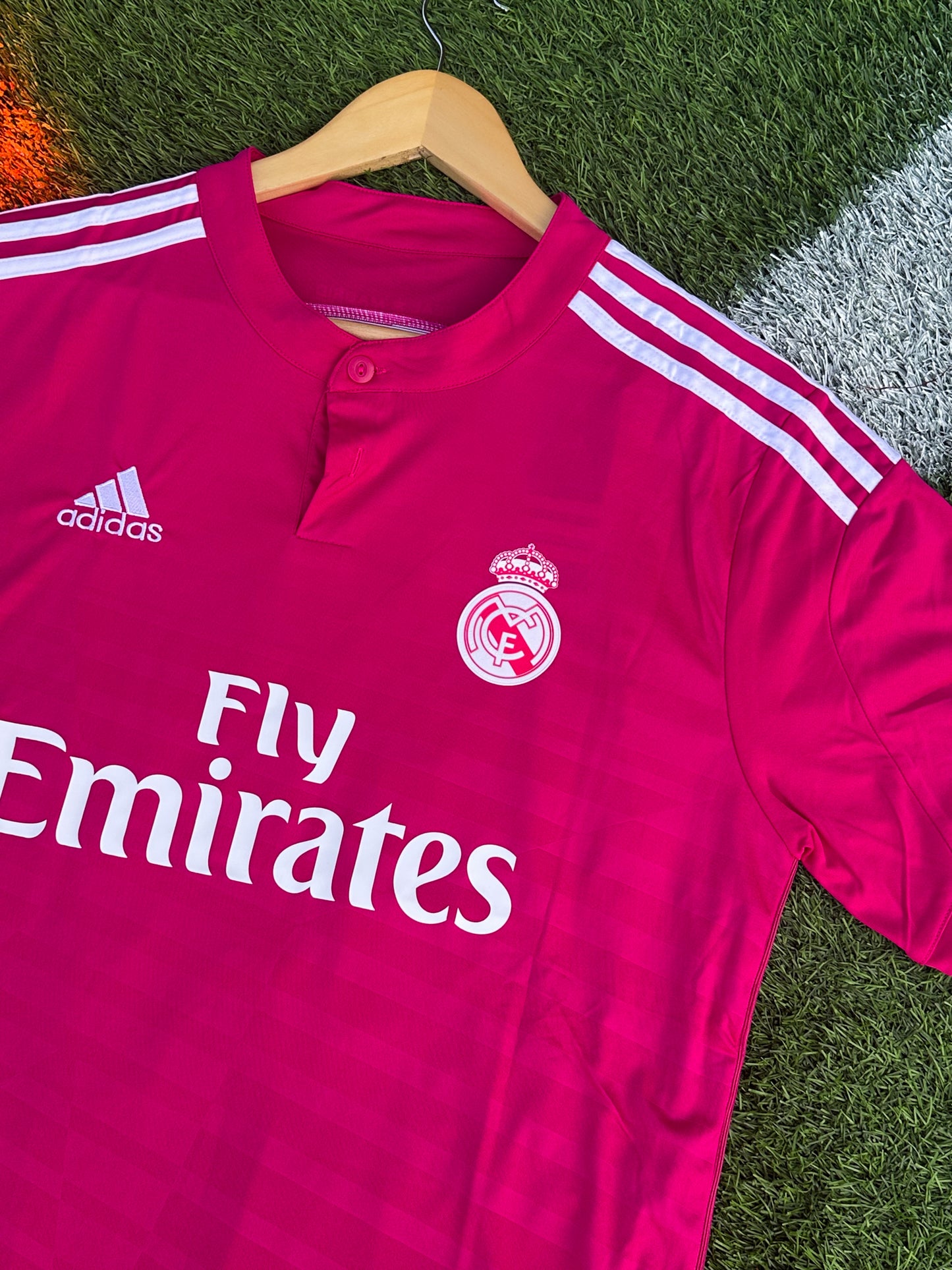 Real Madrid 2014–2015 Away Jersey – James Rodríguez #10 – Iconic Pink Retro Kit - Five Of Cups Official