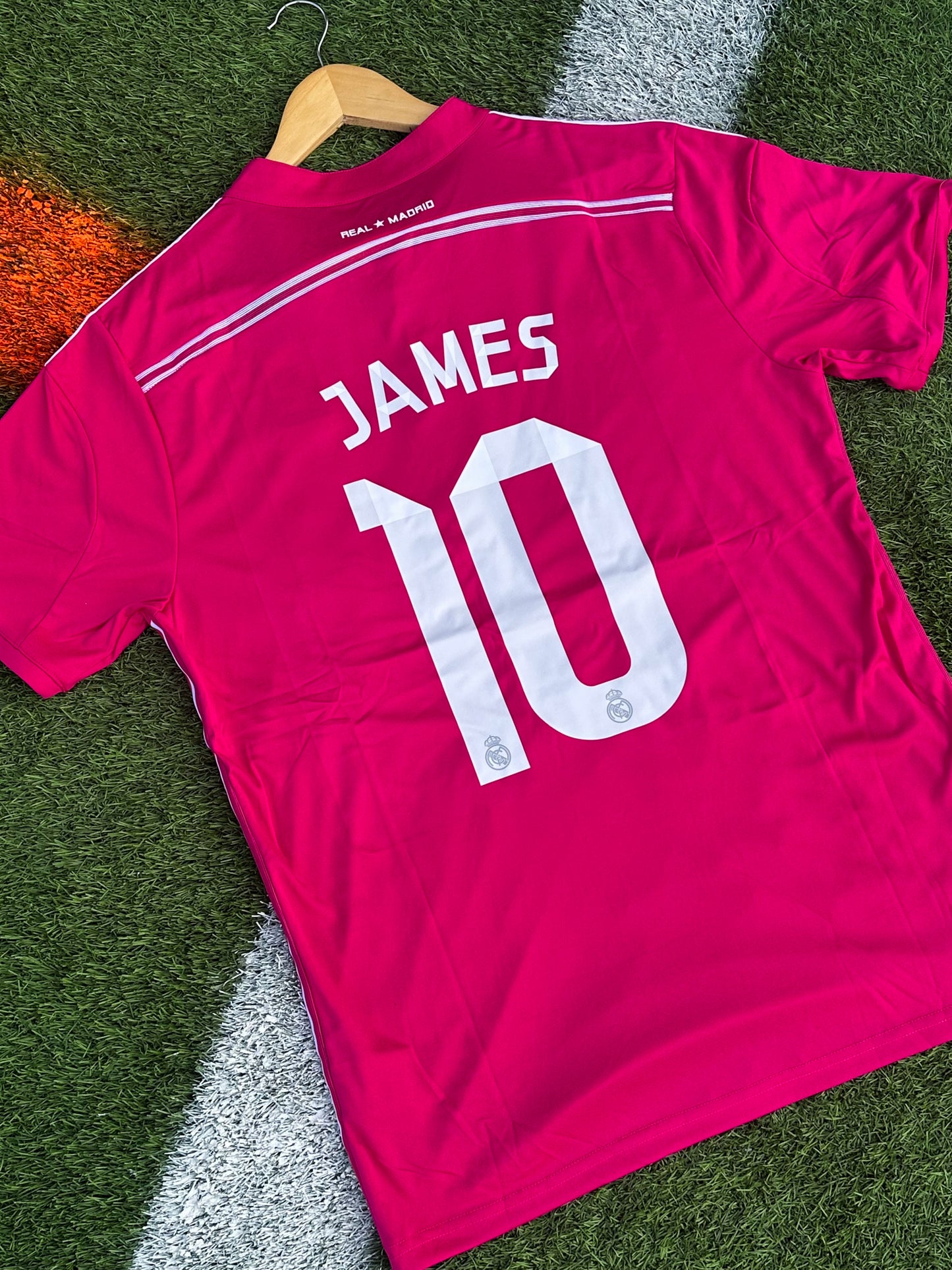 Real Madrid 2014–2015 Away Jersey – James Rodríguez #10 – Iconic Pink Retro Kit - Five Of Cups Official