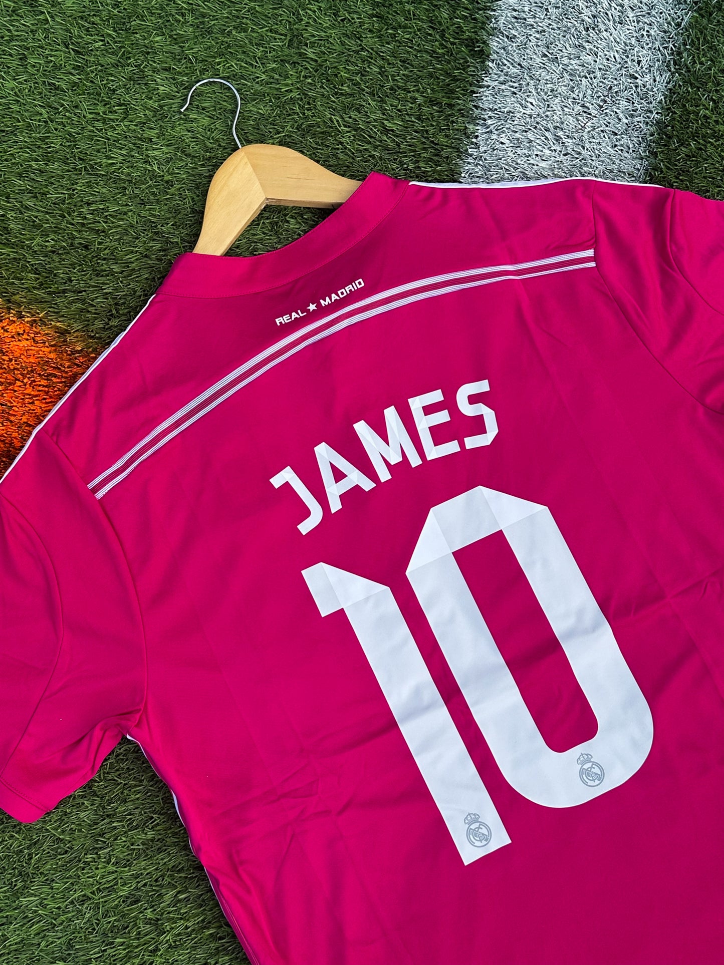 Real Madrid 2014–2015 Away Jersey – James Rodríguez #10 – Iconic Pink Retro Kit - Five Of Cups Official