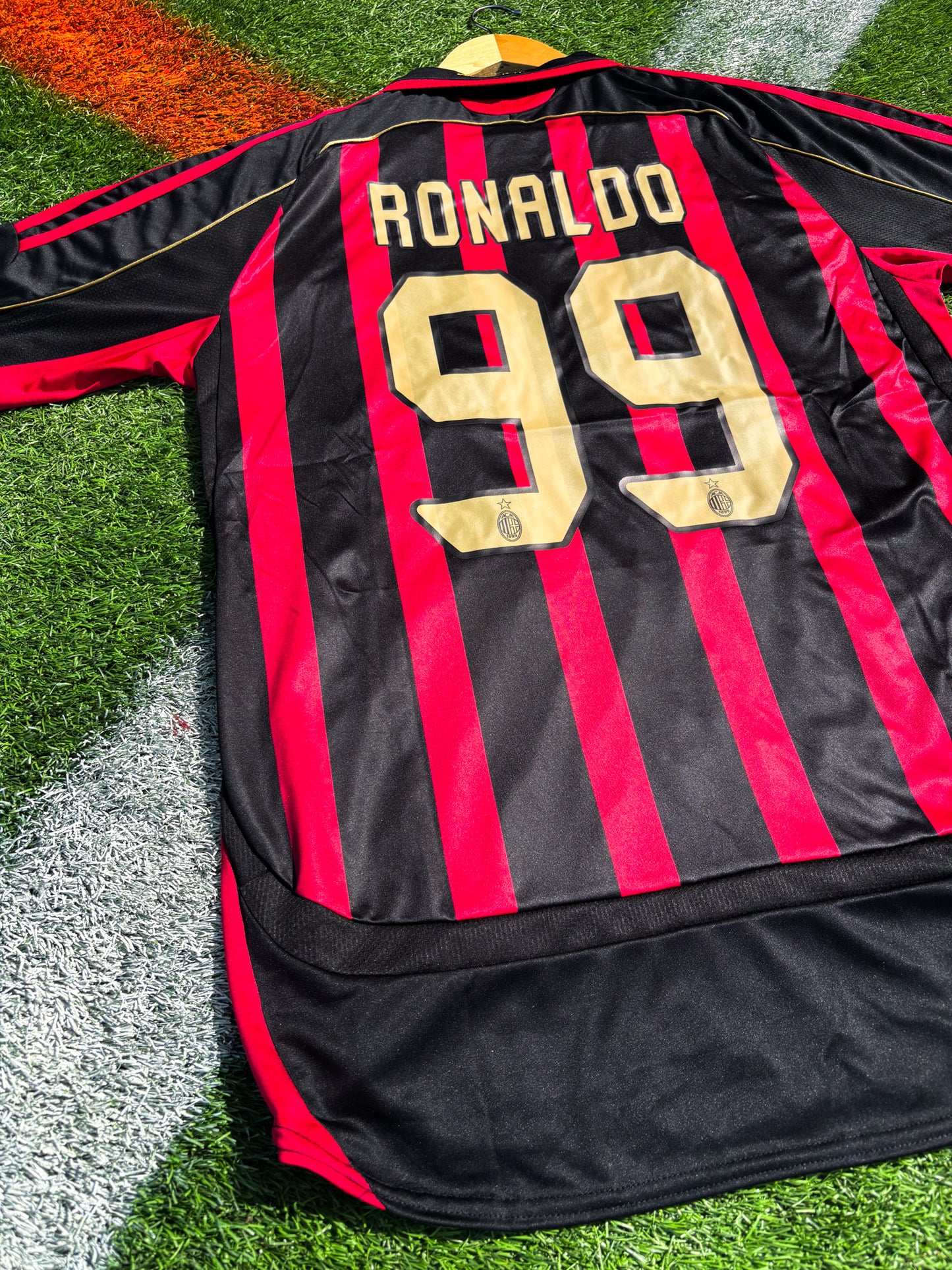 AC Milan 2006–2007 Home Jersey – Kaká #22 Vintage Red/Black Bwin Soccer Shirt