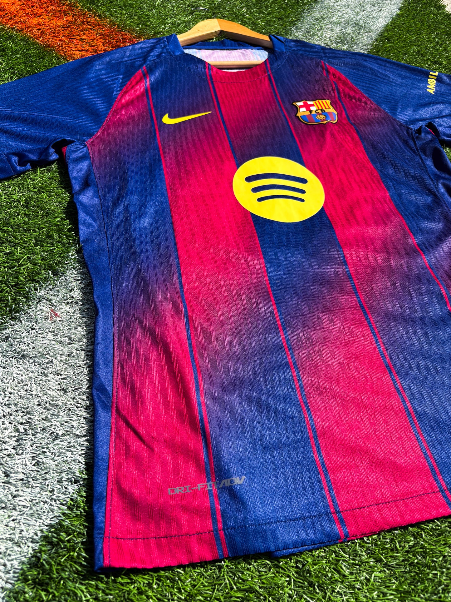 FC Barcelona 2025–2026 Home Jersey – Pedri #8 – Blaugrana Gradient Strip Kit