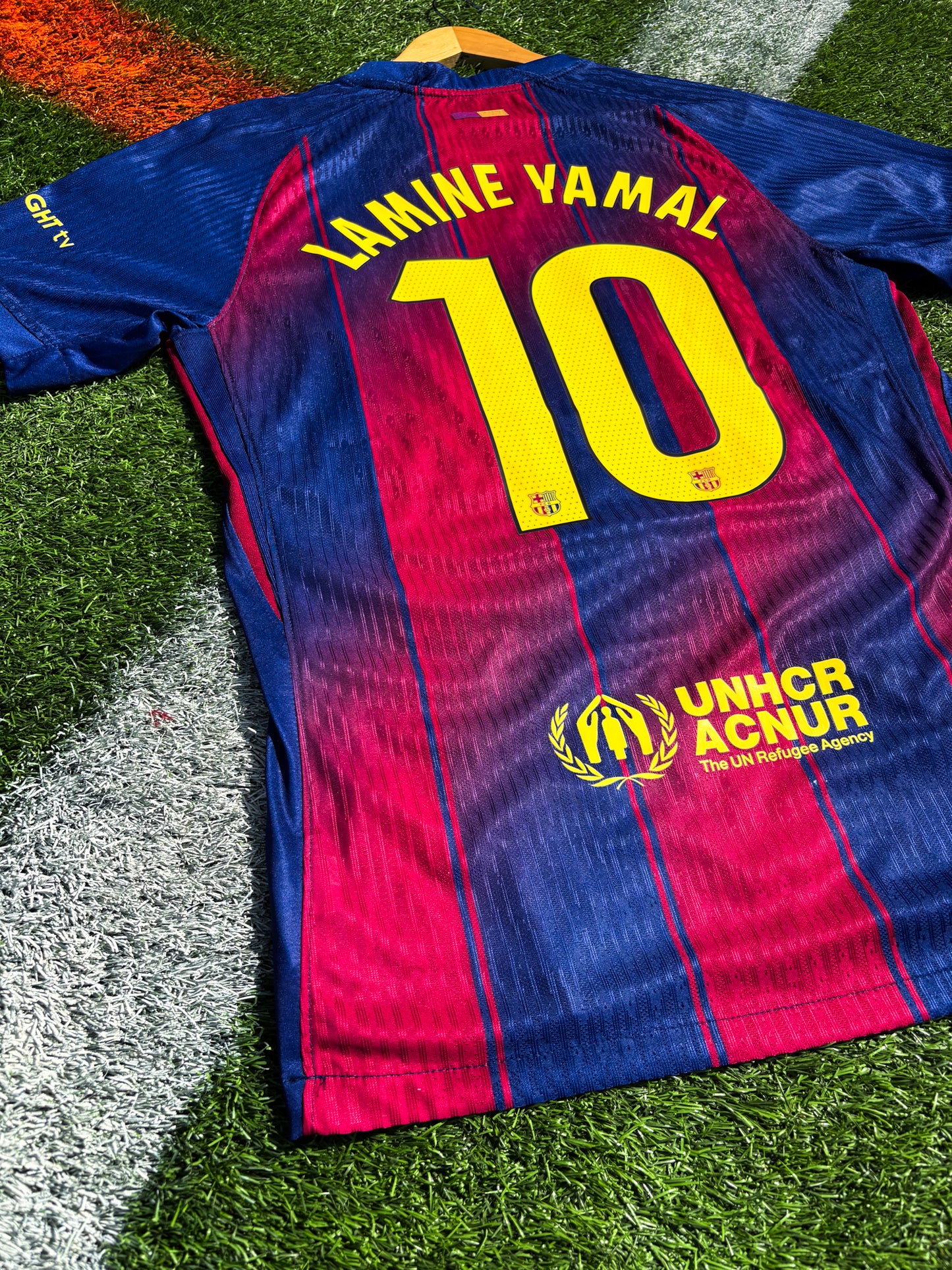 FC Barcelona 2025–2026 Home Jersey – Pedri #8 – Blaugrana Gradient Strip Kit
