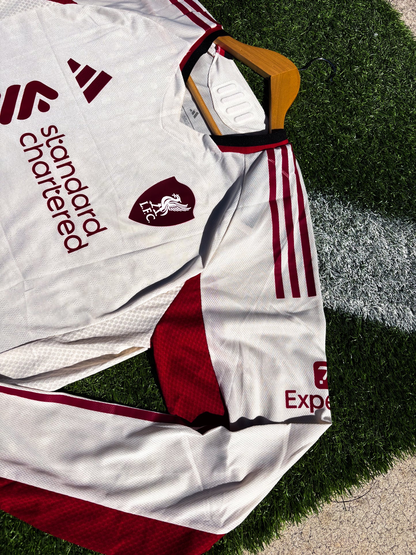 Liverpool 2025–26 Away Jersey – Cream Off‑White with Red & Black Trim