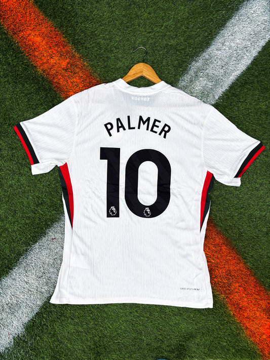 Chelsea FC 2025/26 Away Jersey – Palmer #10 – Off-White with Coral & Pine Detailing