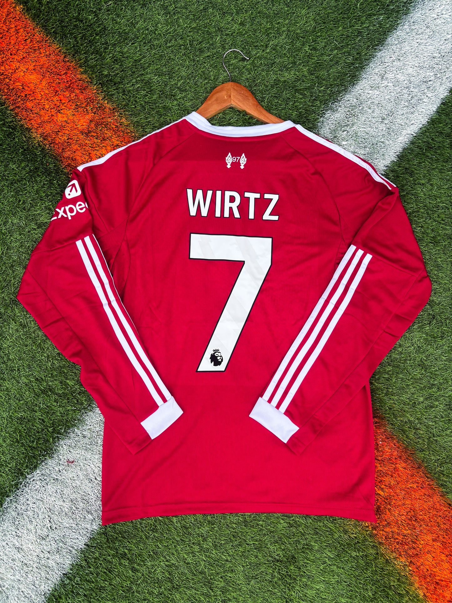 Liverpool 2025–2026 Home Jersey – Mohamed Salah #11 – Classic Red with White Trim Anfield Edition