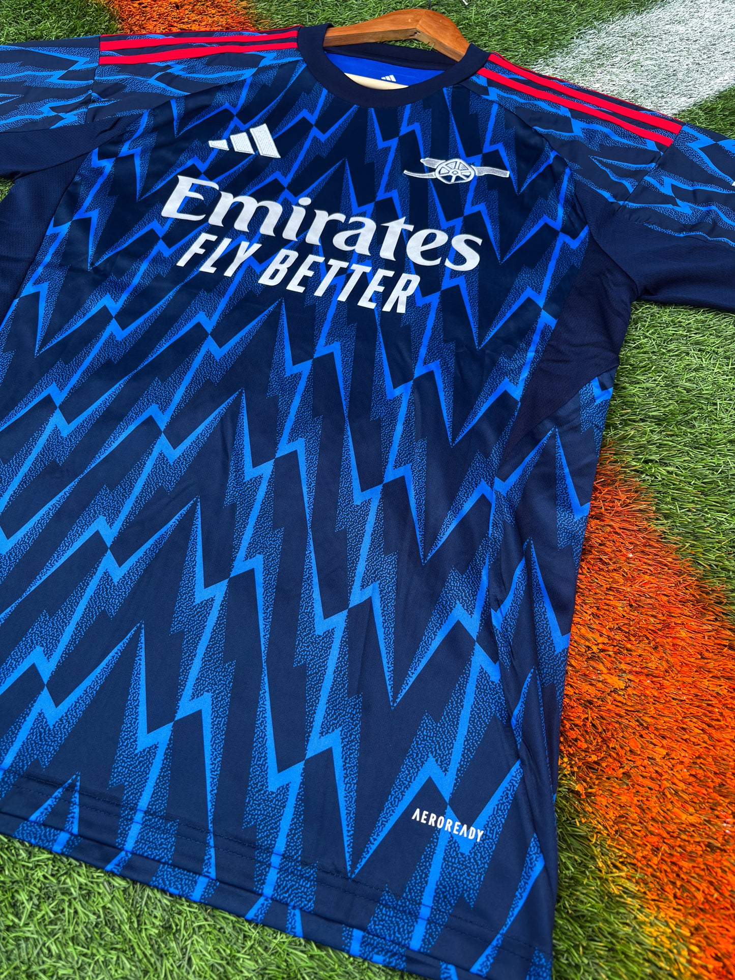 Arsenal 2025/26 Away Jersey – Lewis-Skelly #49 – Electric Blue & Red Adidas Design