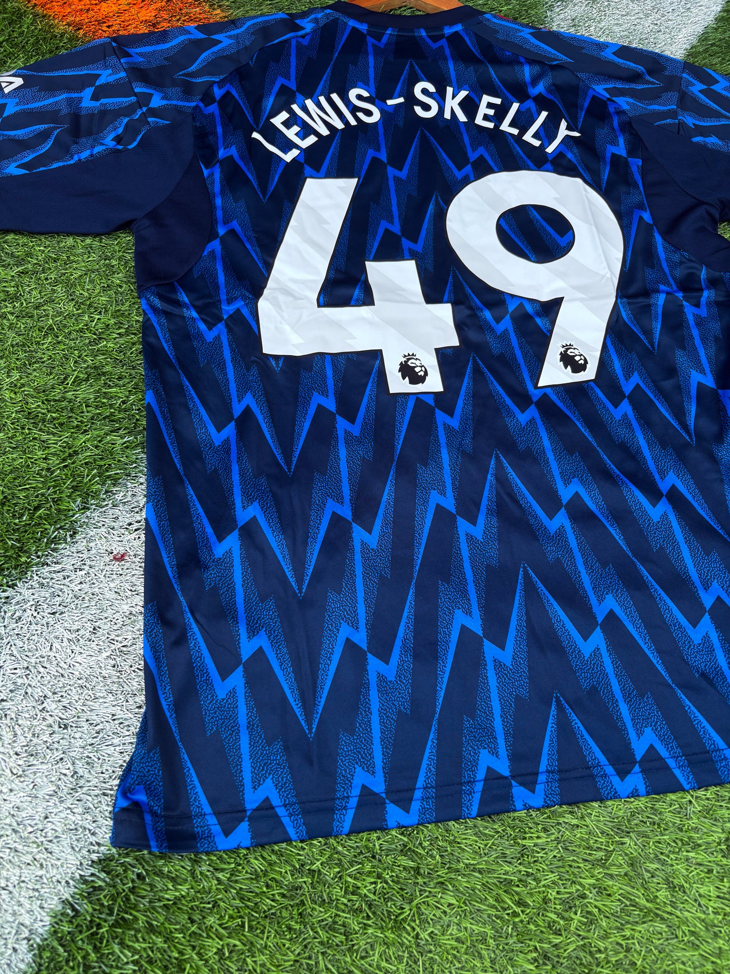 Arsenal 2025/26 Away Jersey – Lewis-Skelly #49 – Electric Blue & Red Adidas Design