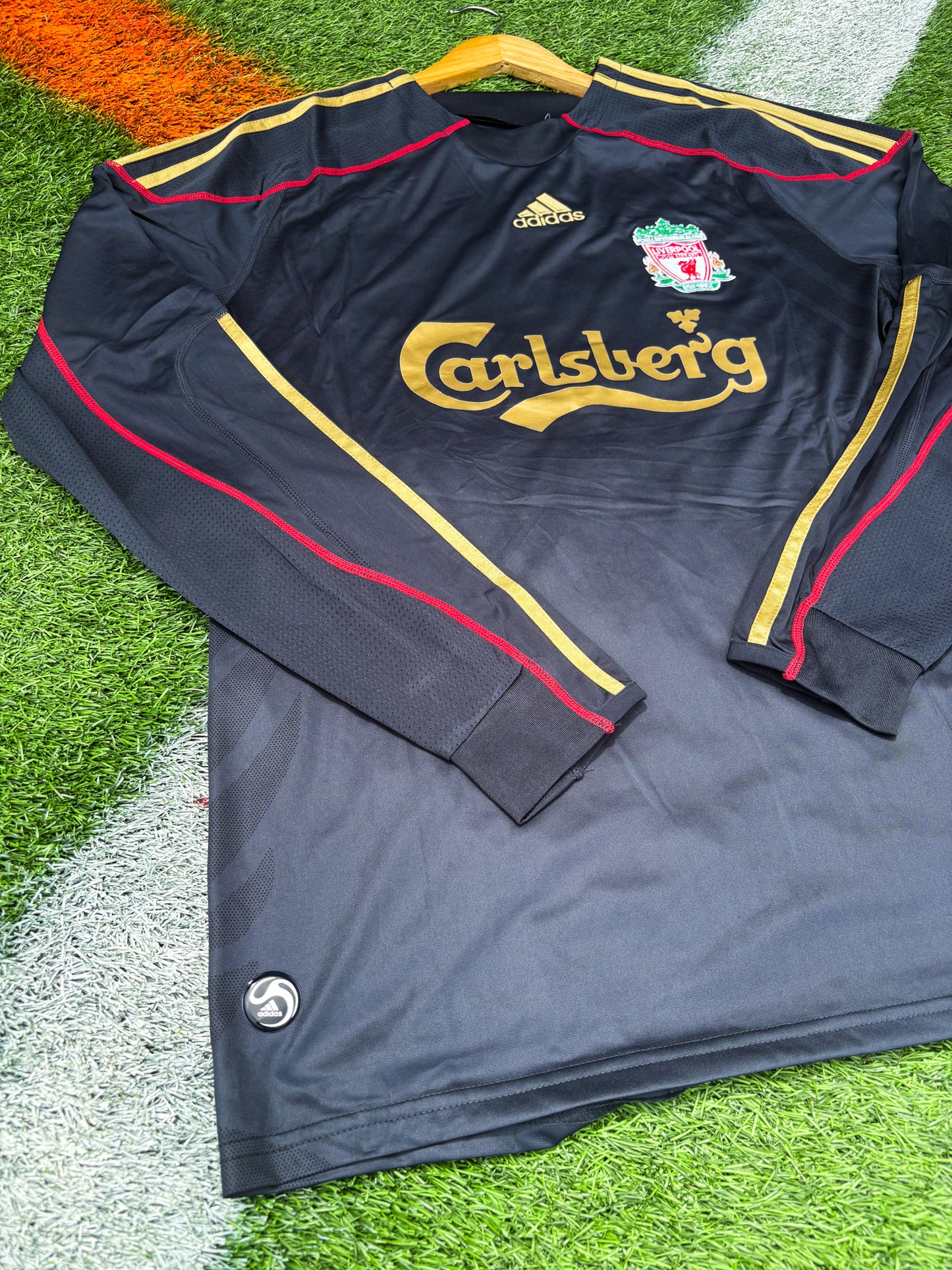 Liverpool 2009–2010 Away Jersey Torres #9 – Retro Black Adidas Premier League Football Shirt