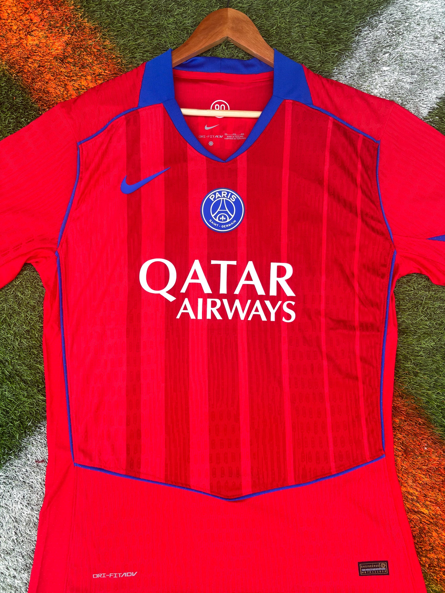 PSG 2025–26 Third Jersey – Vitinha #17 – Total 90 Red Revival Kit