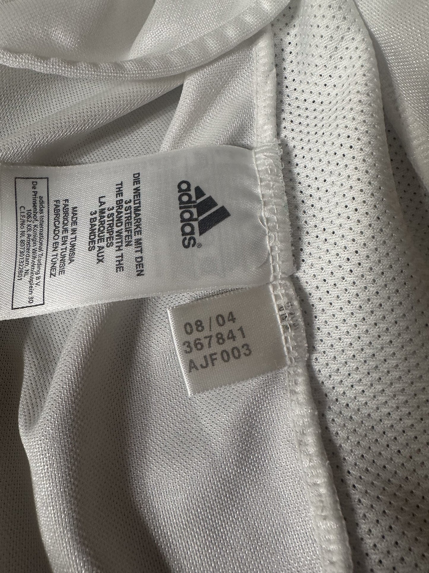 Real Madrid 2004/05 Home Jersey – David Beckham #23 – Medium – White Adidas Shirt – (MPN: AJF003)