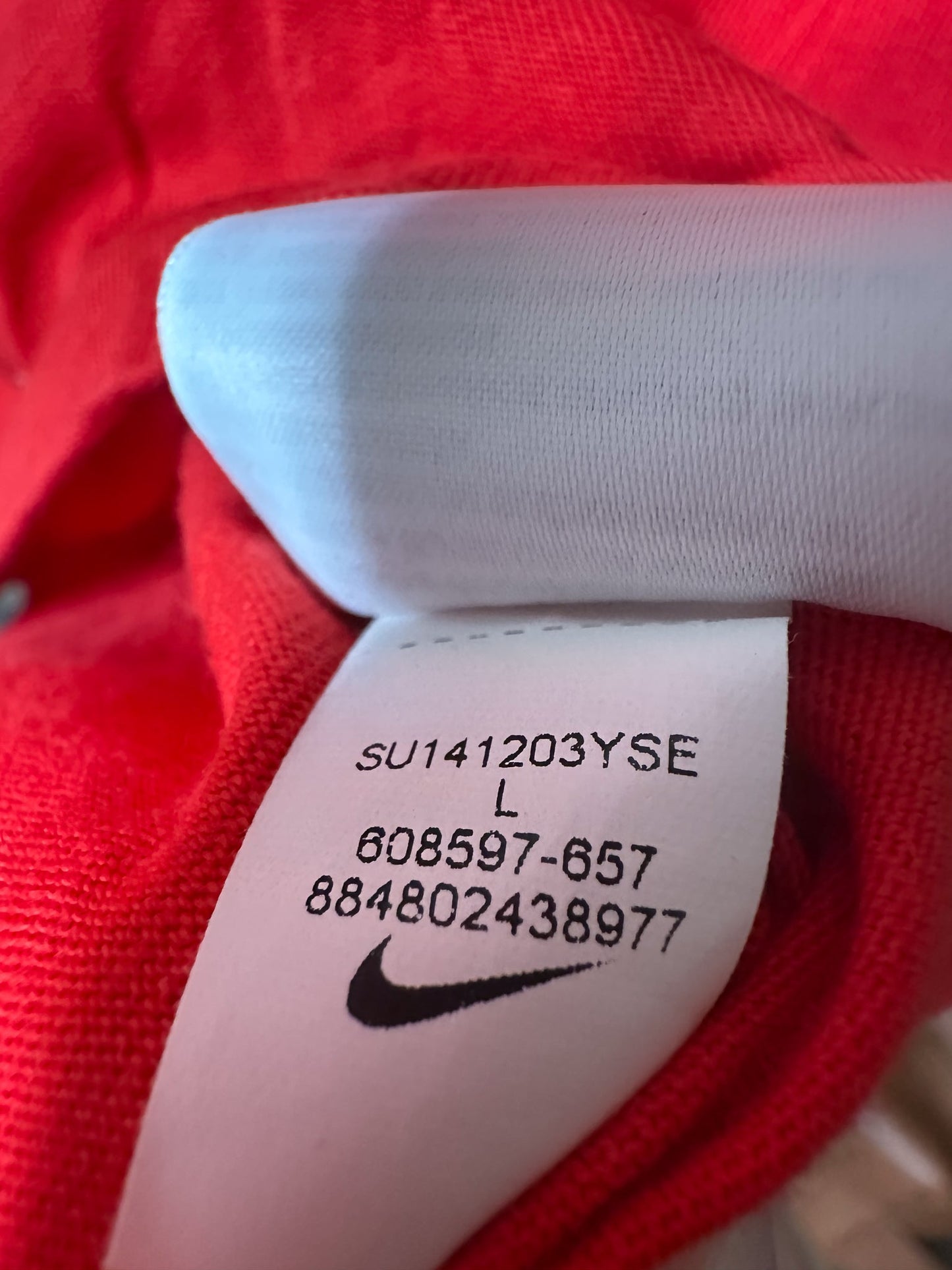 England 2014/15 Away Jersey – Size L – Red Nike Shirt – (MPN: 608597-657)