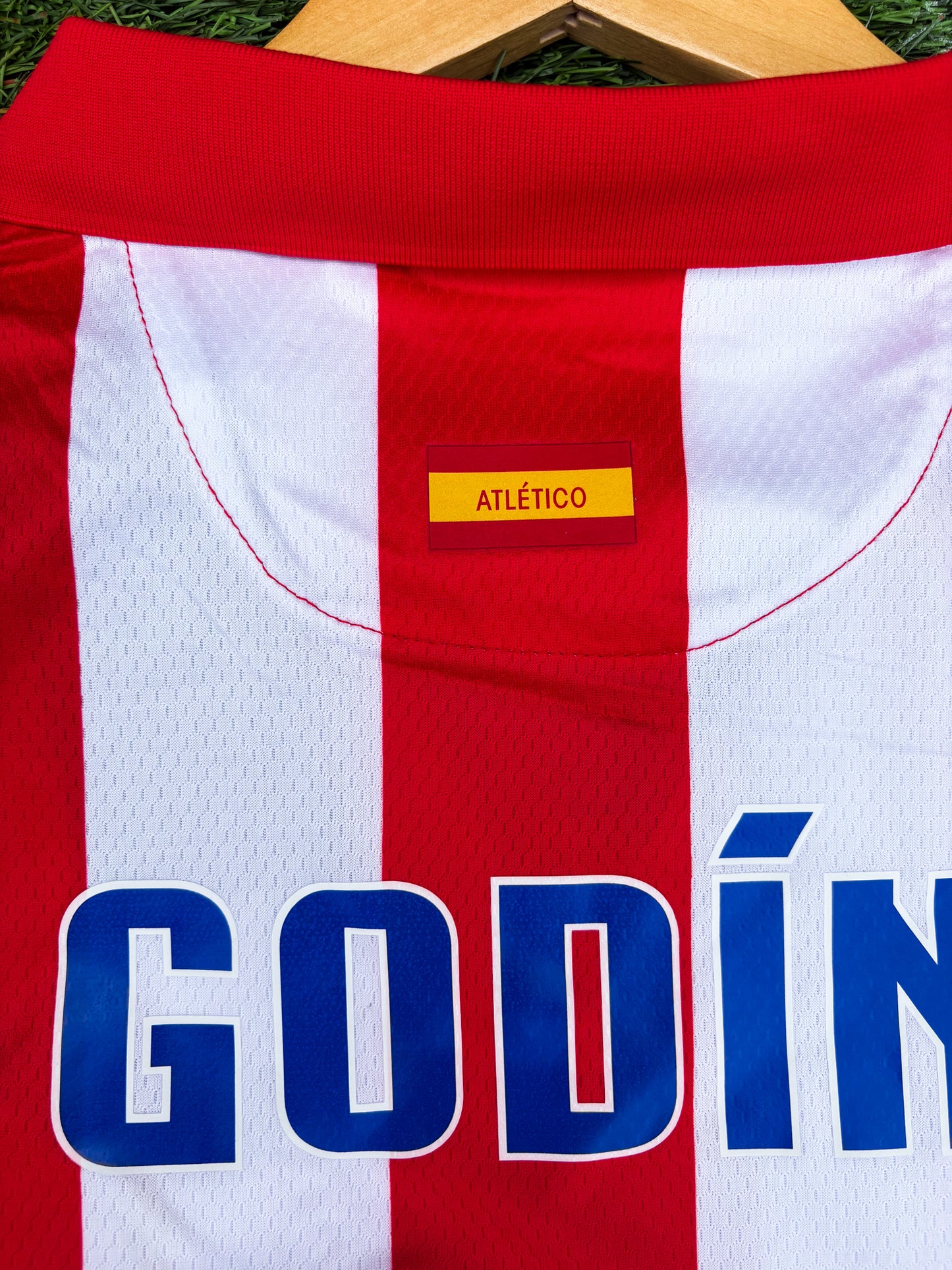 Atlético Madrid 2014–2015 Home Jersey – Godín #2 – La Liga Classic Edition