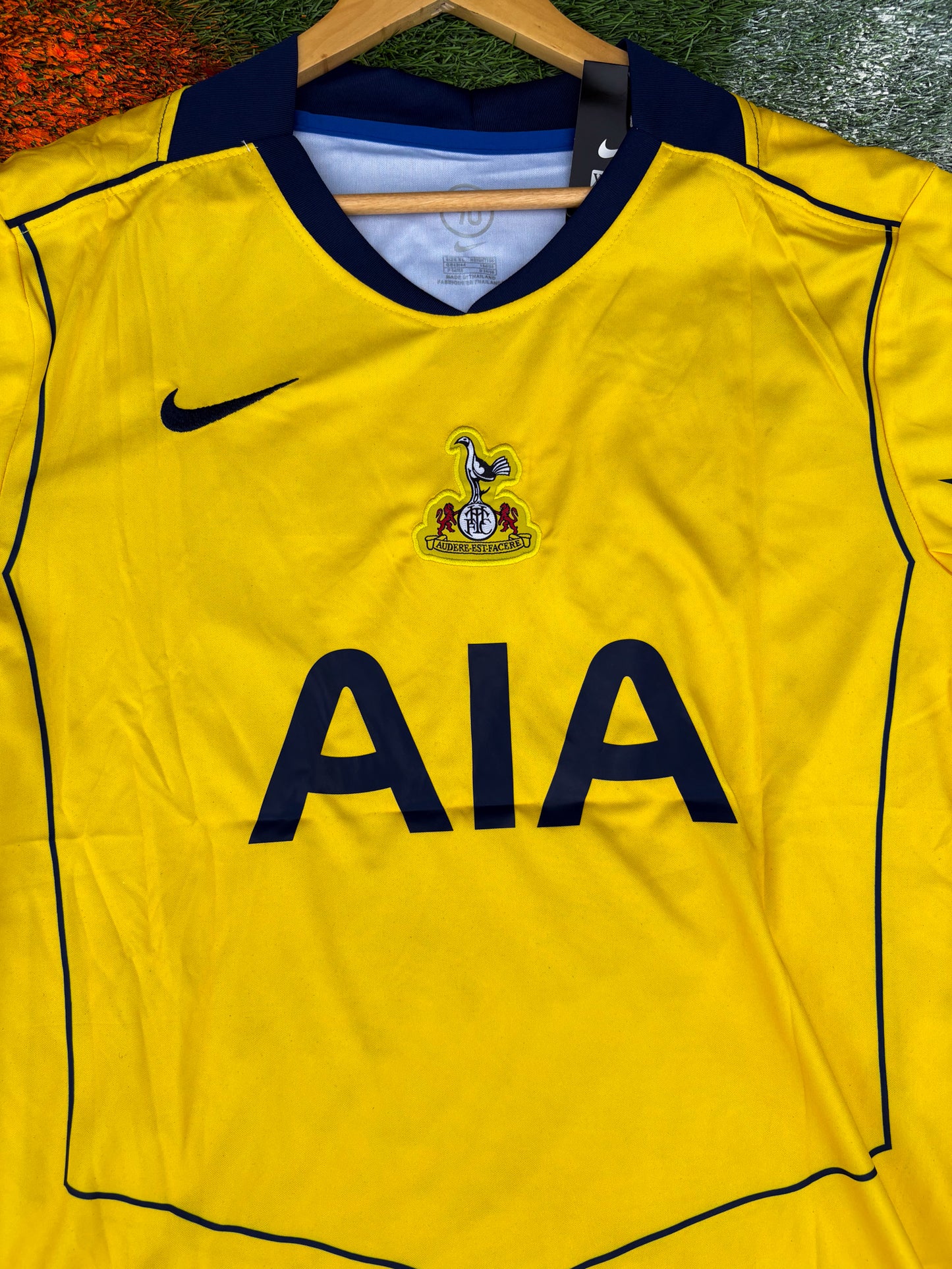 Tottenham Hotspur 2025–2026 Third Jersey – Micky van de Ven #37 – Solar Yellow Edition