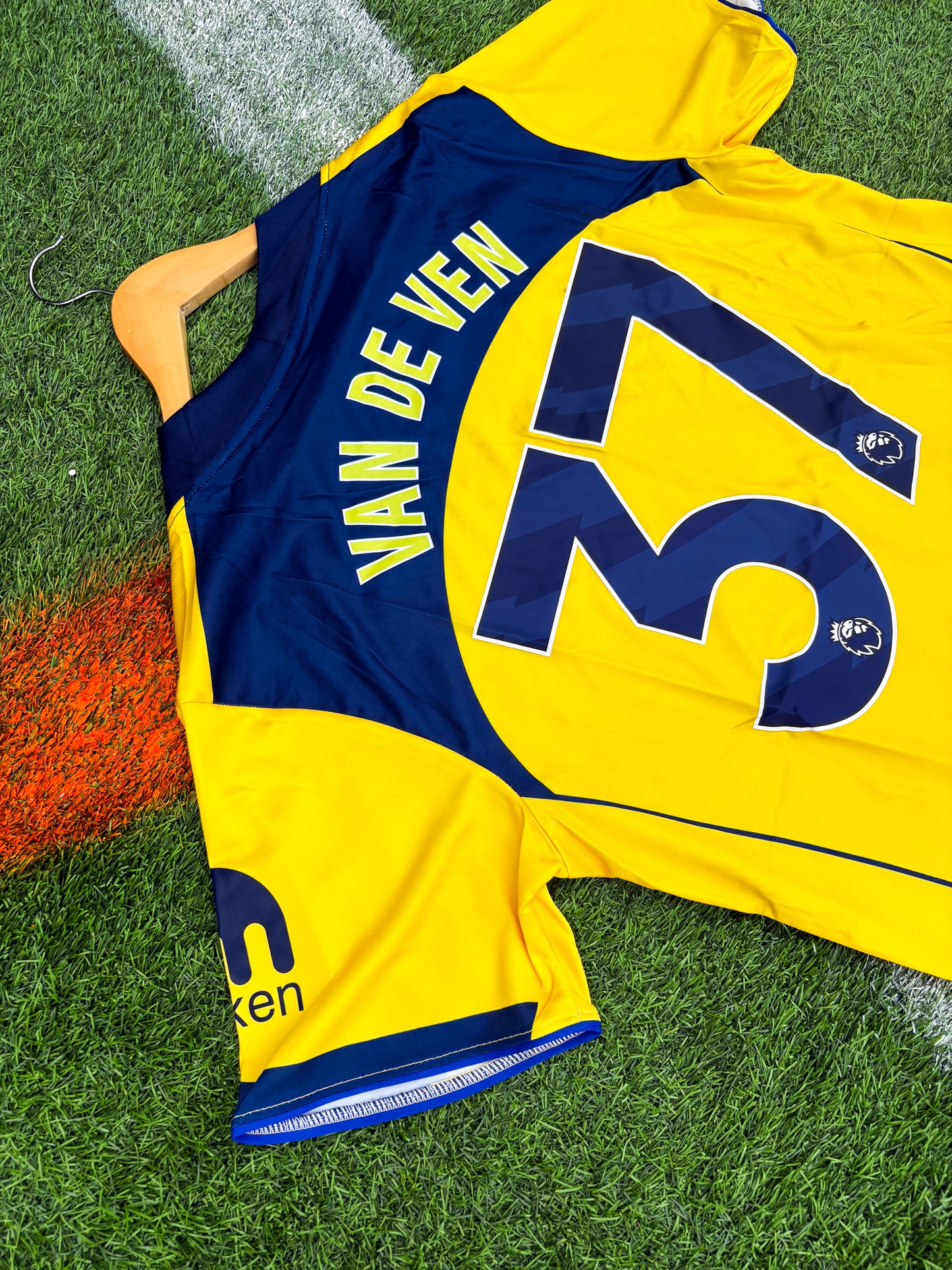Tottenham Hotspur 2025–2026 Third Jersey – Micky van de Ven #37 – Solar Yellow Edition