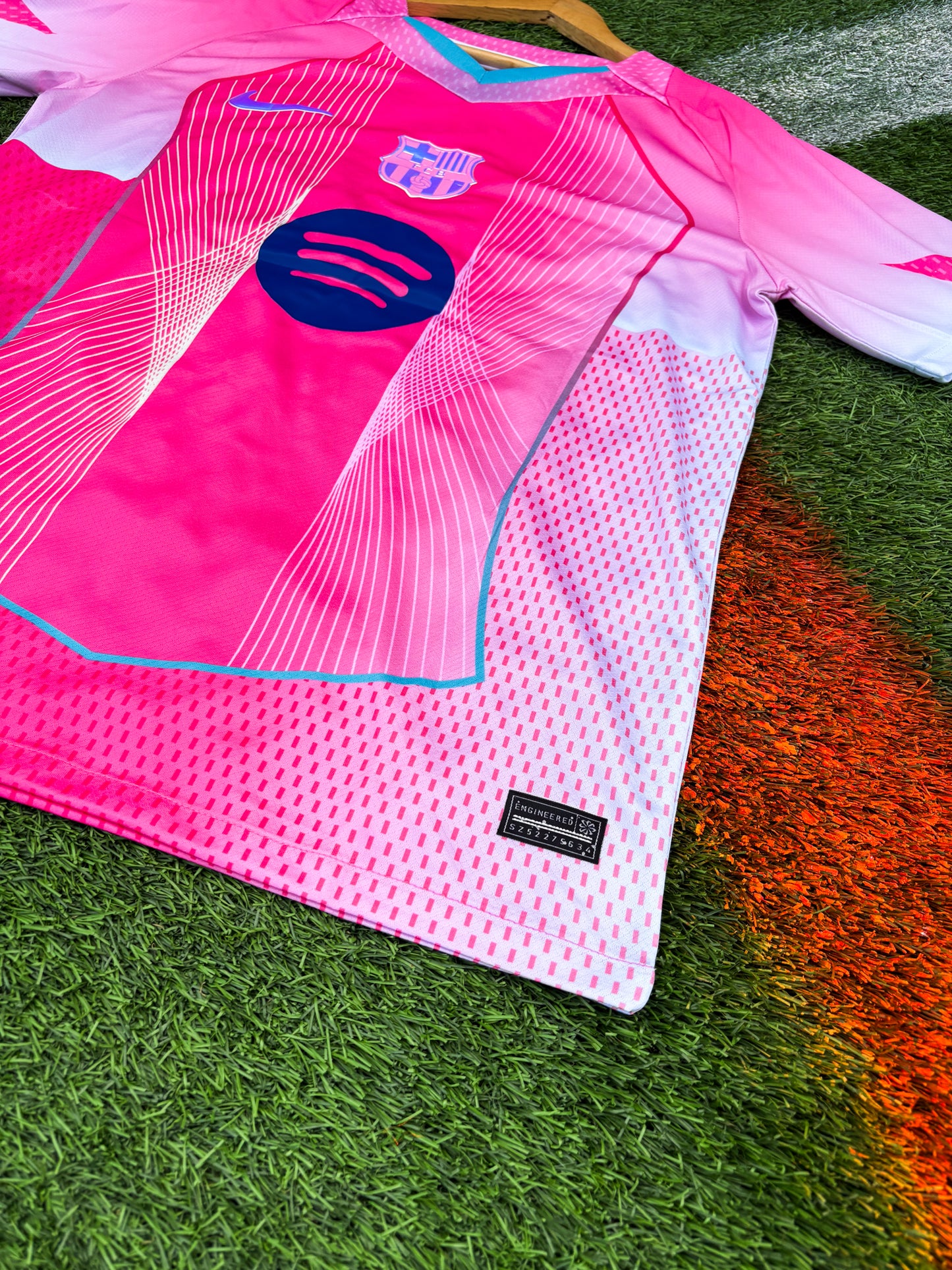 FC Barcelona 2025–2026 Special Pink Jersey – Raphinha #11 – Limited Edition