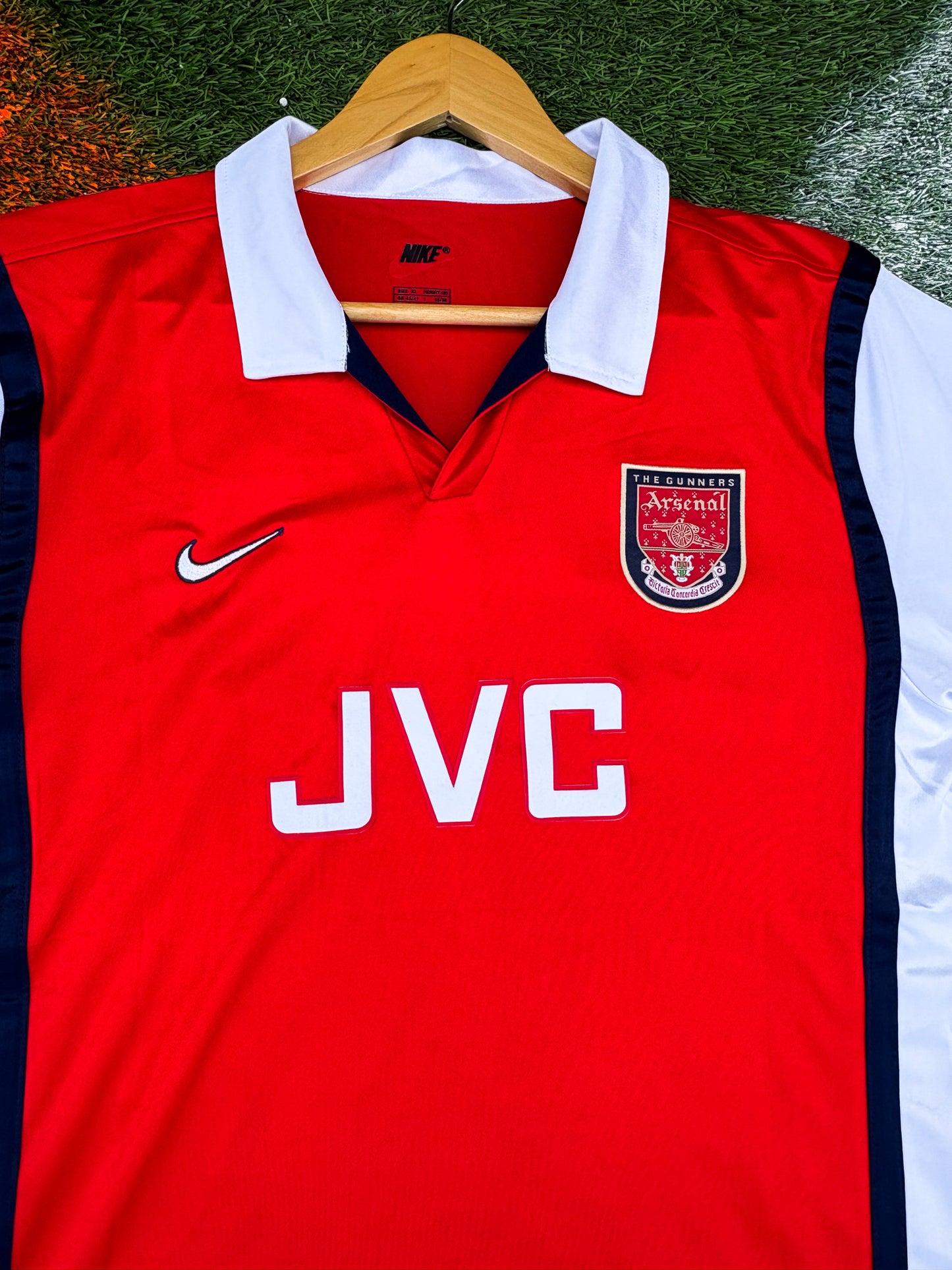 Arsenal 1998–1999 Home Jersey – Dennis Bergkamp #10 – JVC Highbury Classic