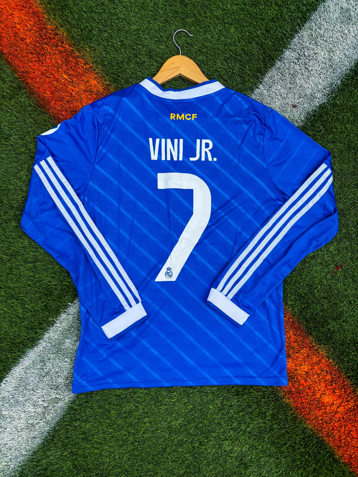 Real Madrid 2025–26 Third Jersey – Bellingham #5 – Bernabéu Blue Retro Edition