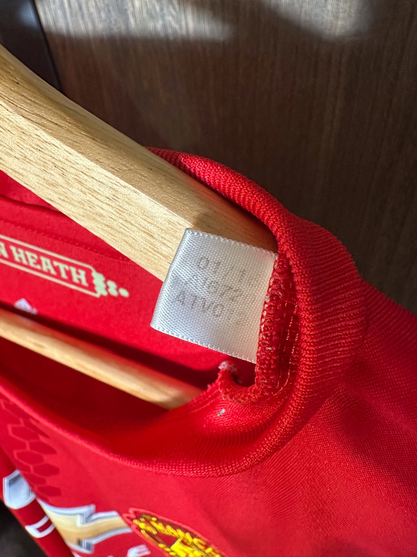 Manchester United 2016/17 Home Jersey – Paul Pogba #6 – Medium – Red Adidas Shirt (MPN: AI6720)