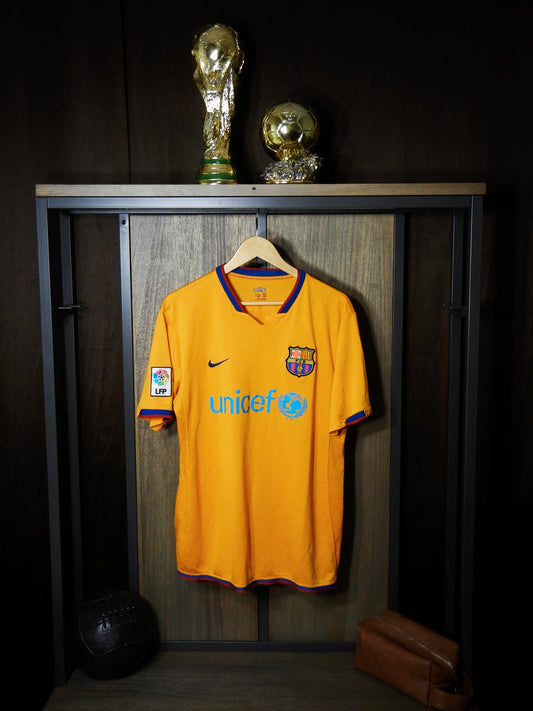 Barcelona 2006/2008 Away Jersey – Lionel Messi #19 – Size L – Orange Nike Shirt (MPN: 146982-819)