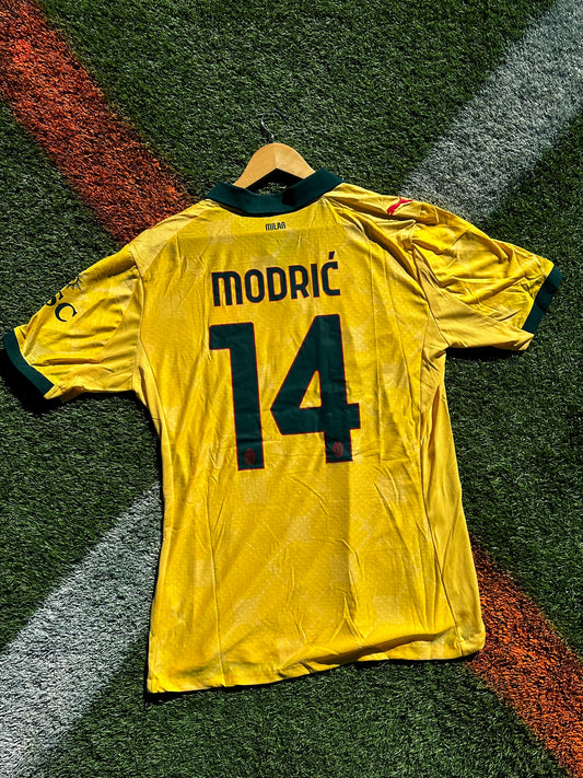 AC Milan 2025/2026 Third Jersey – Modrić 14 Yellow Edition Vintage-Inspired Alternate Kit