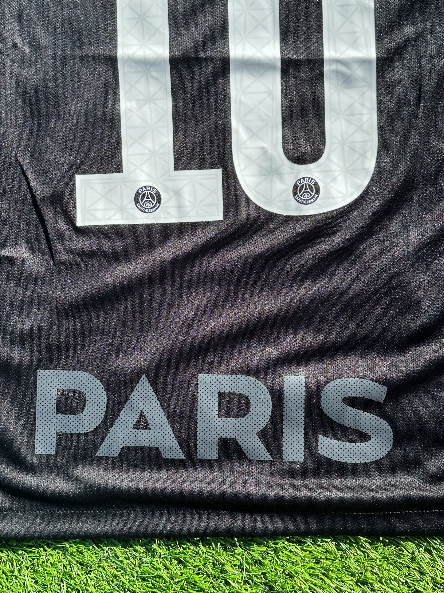 Paris Saint-Germain 2017/2018 Third Jersey – Black Fly Emirates Champions League Edition