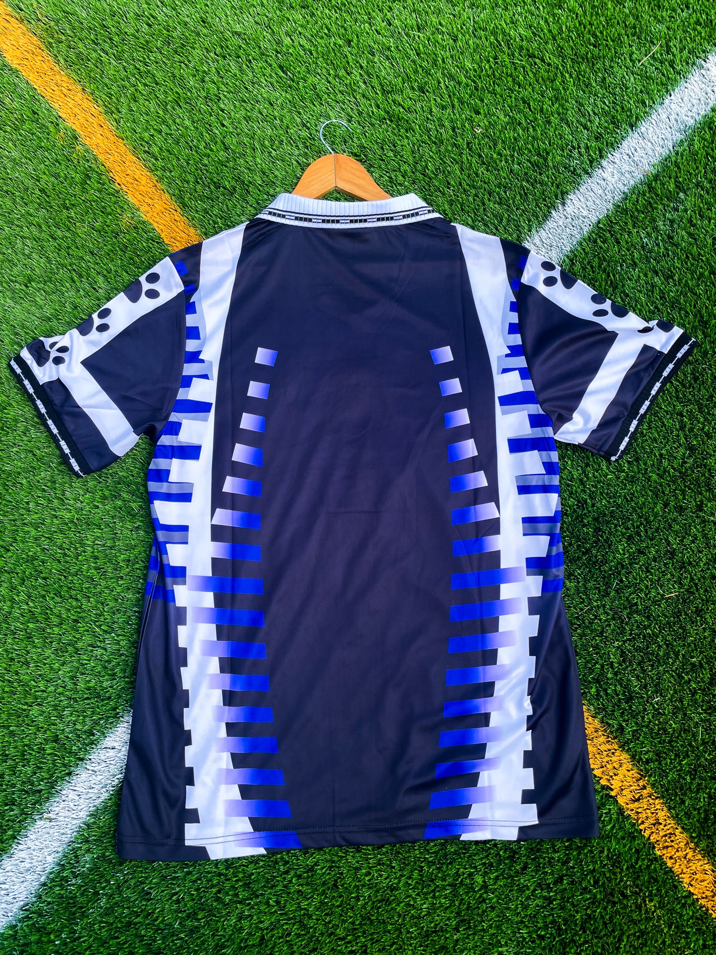 Back of the jersey showing purple design and Kappa detailing