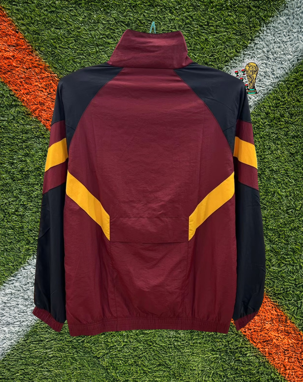 Roma 2000s Windbreaker – Giallorossi Classic Edition