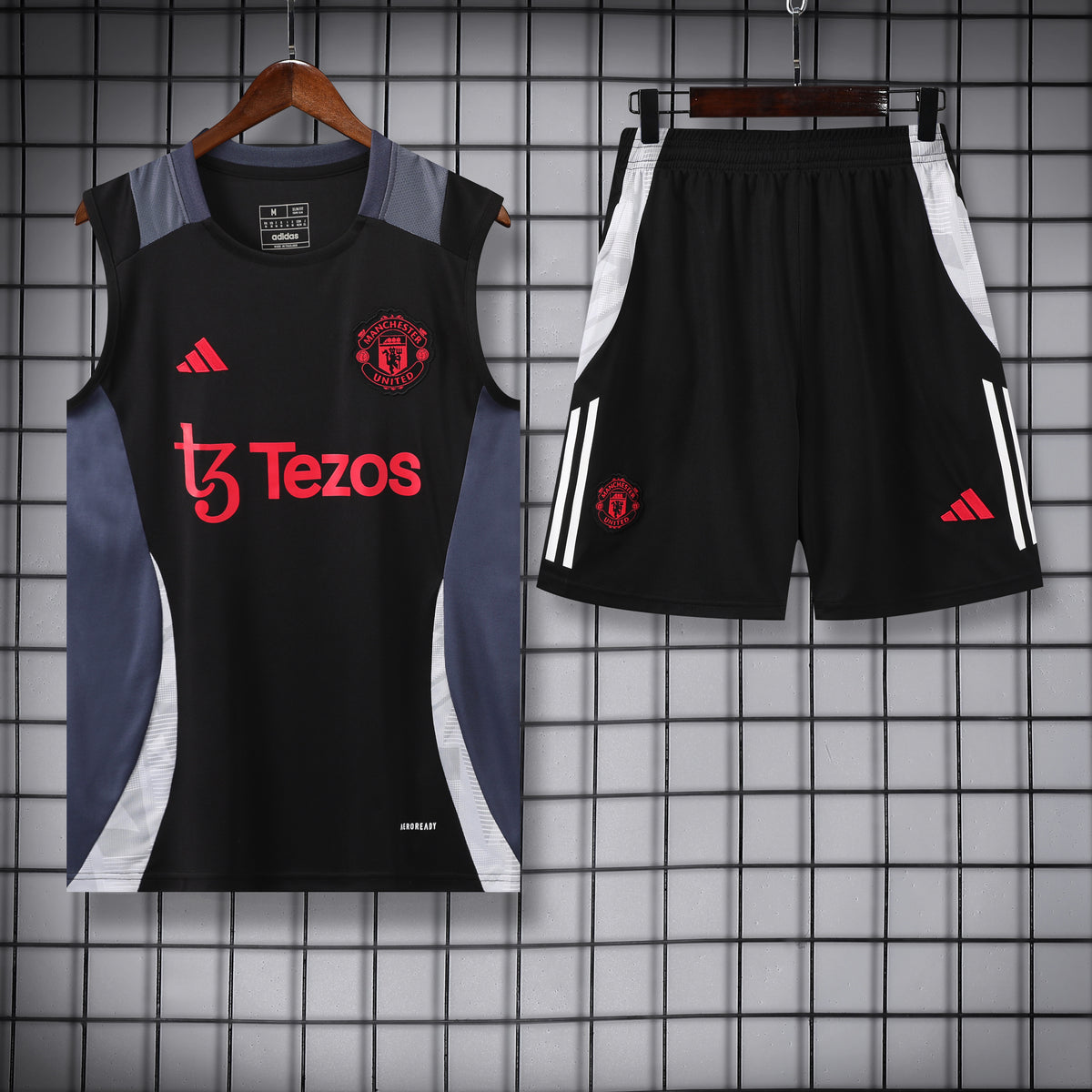 Manchester United Training Vest Set – Graphite Edition