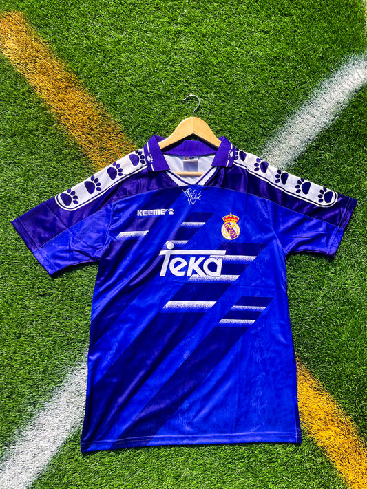 Real Madrid 1995–96 Third Jersey – Exotic Purple Vintage Kappa Shirt from the Mid-90s European Campaigns - Five Of Cups Official