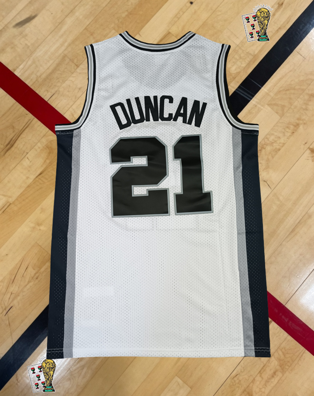 San Antonio Spurs 1998-99 Home Jersey – Duncan White Edition