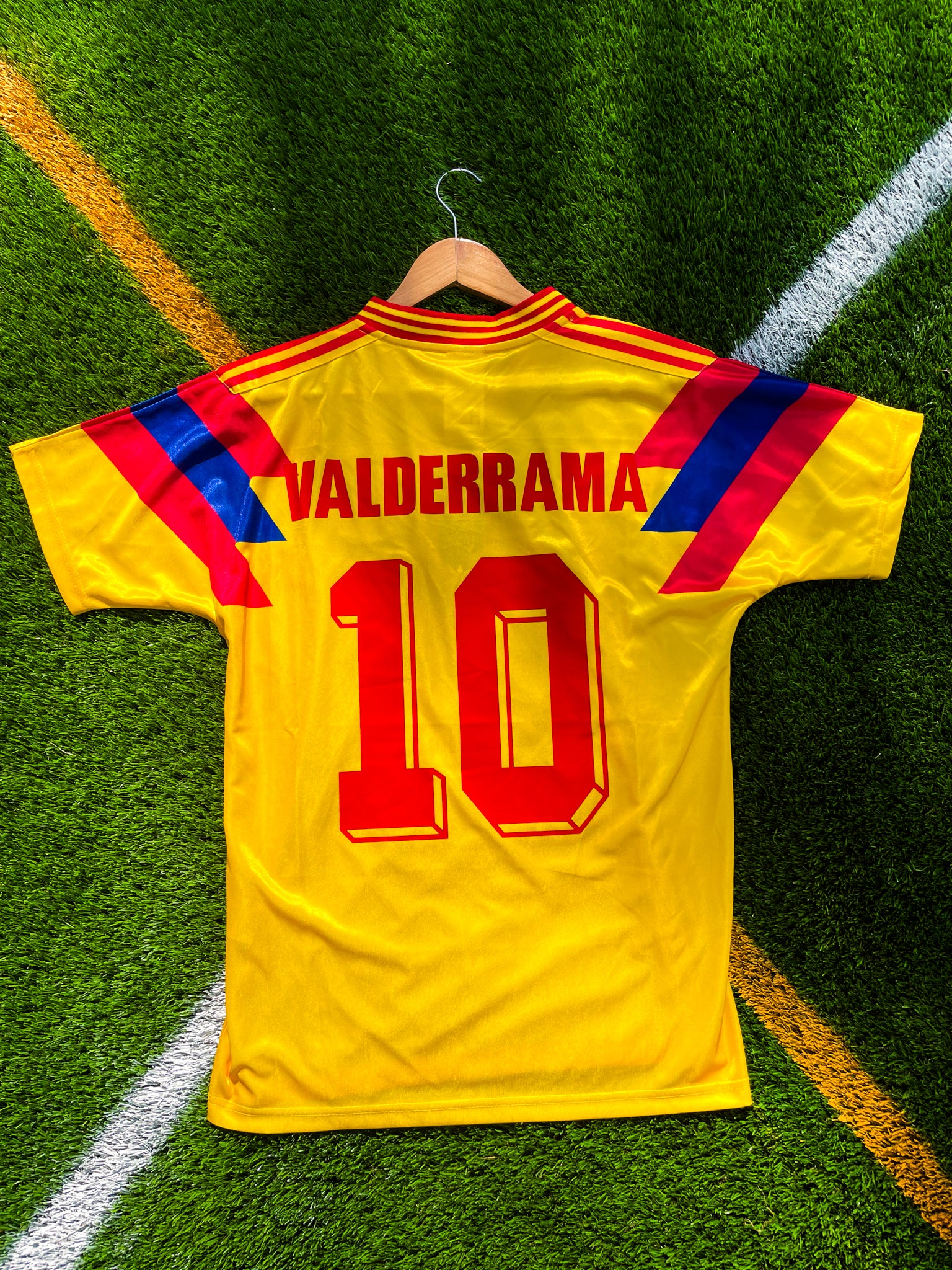 Back view showing Valderrama #10 on the Colombia 1990 vintage kit
