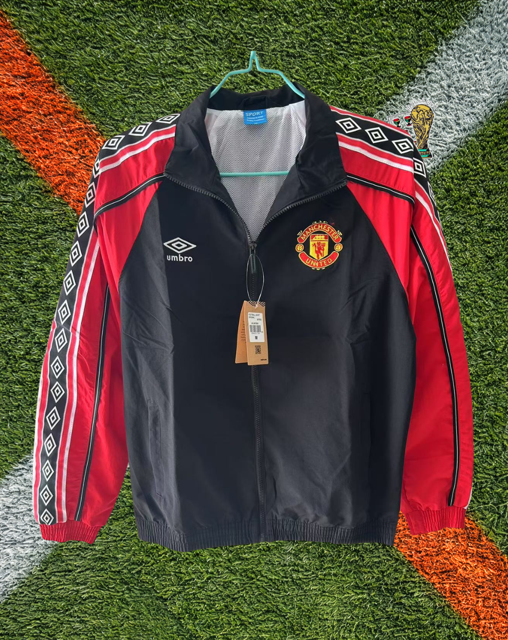 Manchester United 1990s Windbreaker – Red Devils Diamond Classic