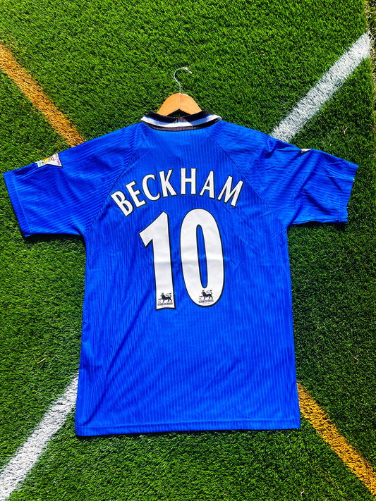 Manchester United 1996 Third Jersey Beckham #10 β Blue Sharp Vintage Umbro Football Shirt - Five Of Cups Official