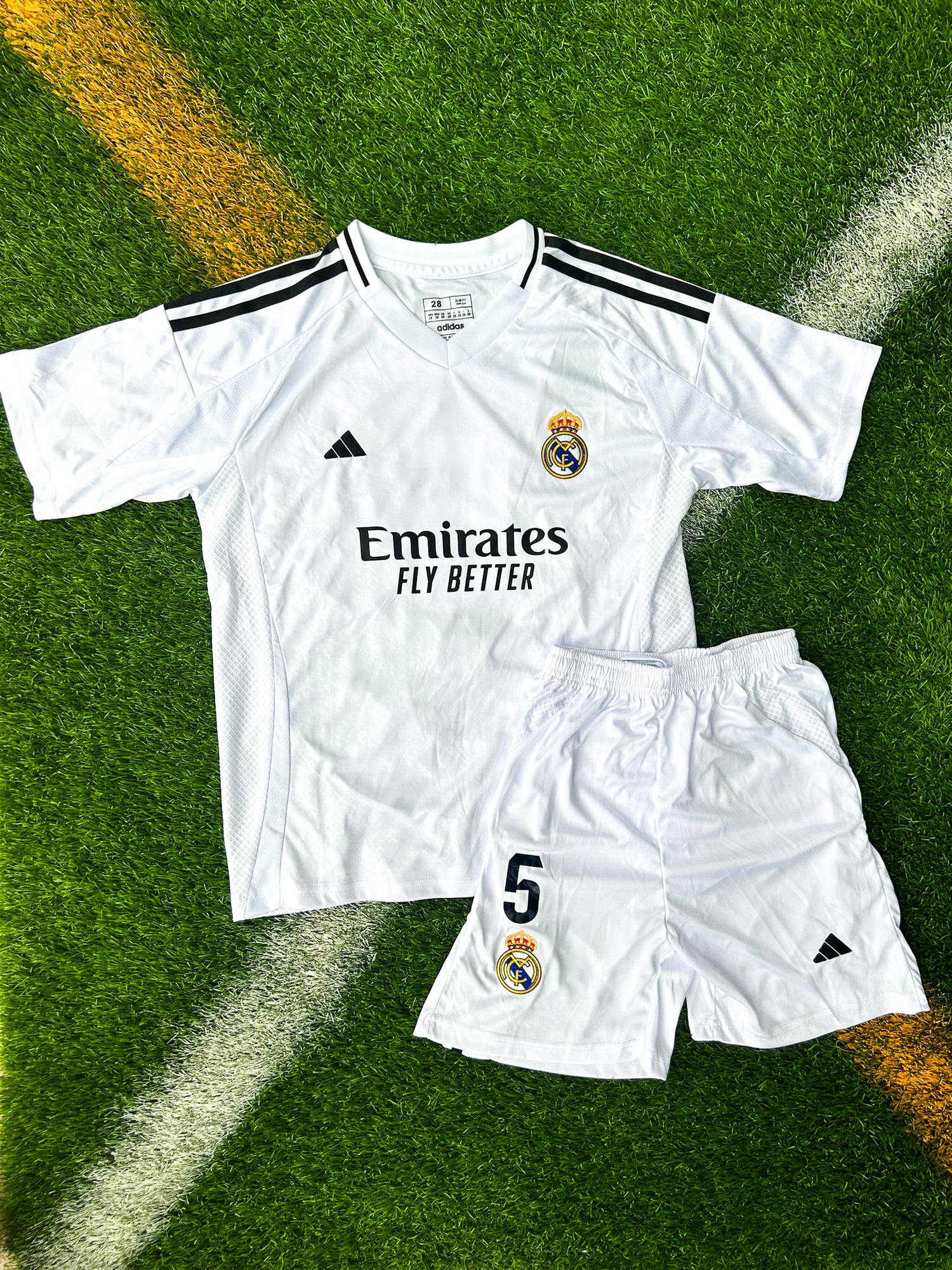 Real Madrid 2024-2025 Home Bellingham #5 Kids Jersey – White Adidas Youth Soccer Shirt - Five Of Cups Official