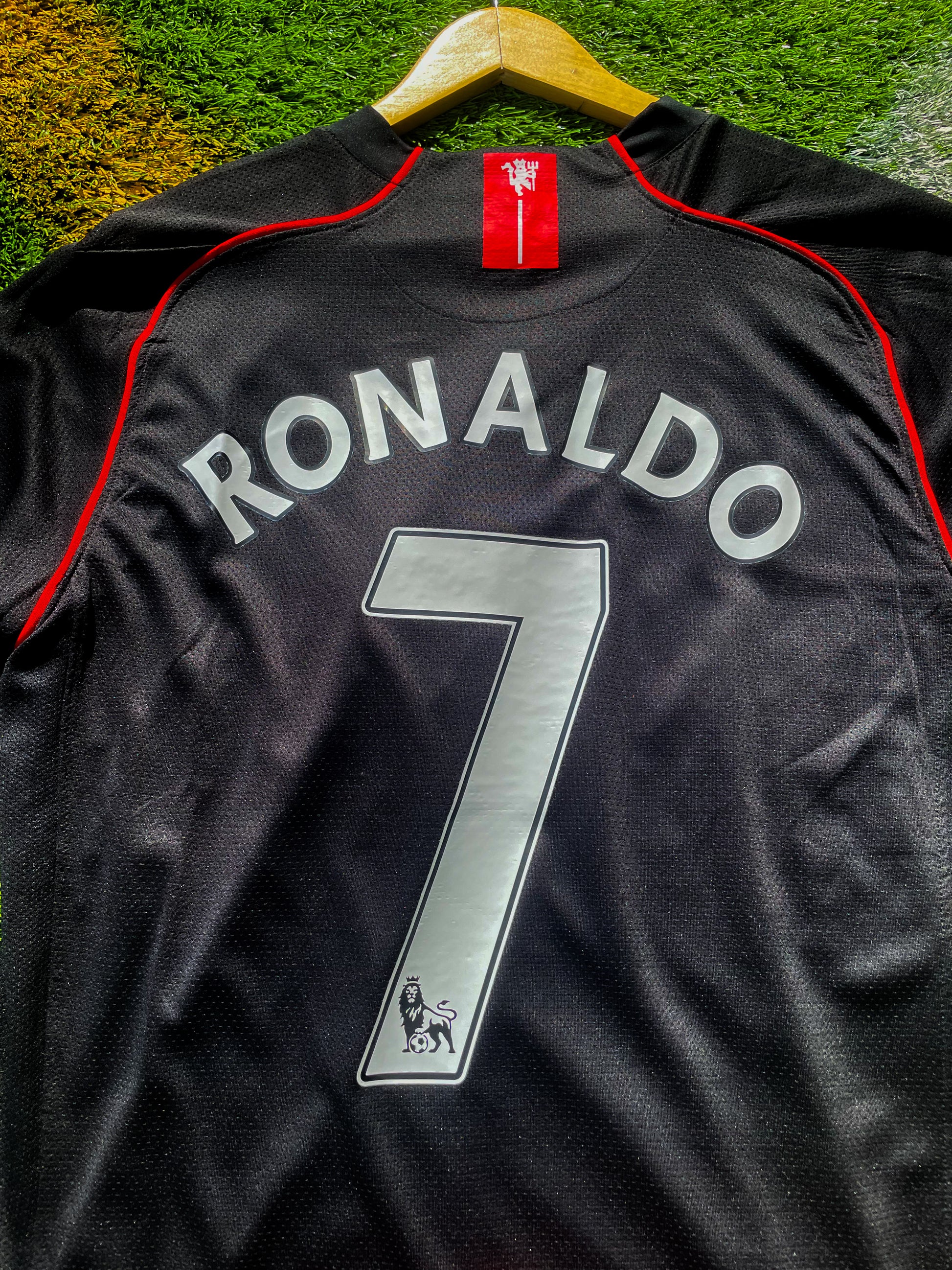 Back view showing Ronaldo #7

