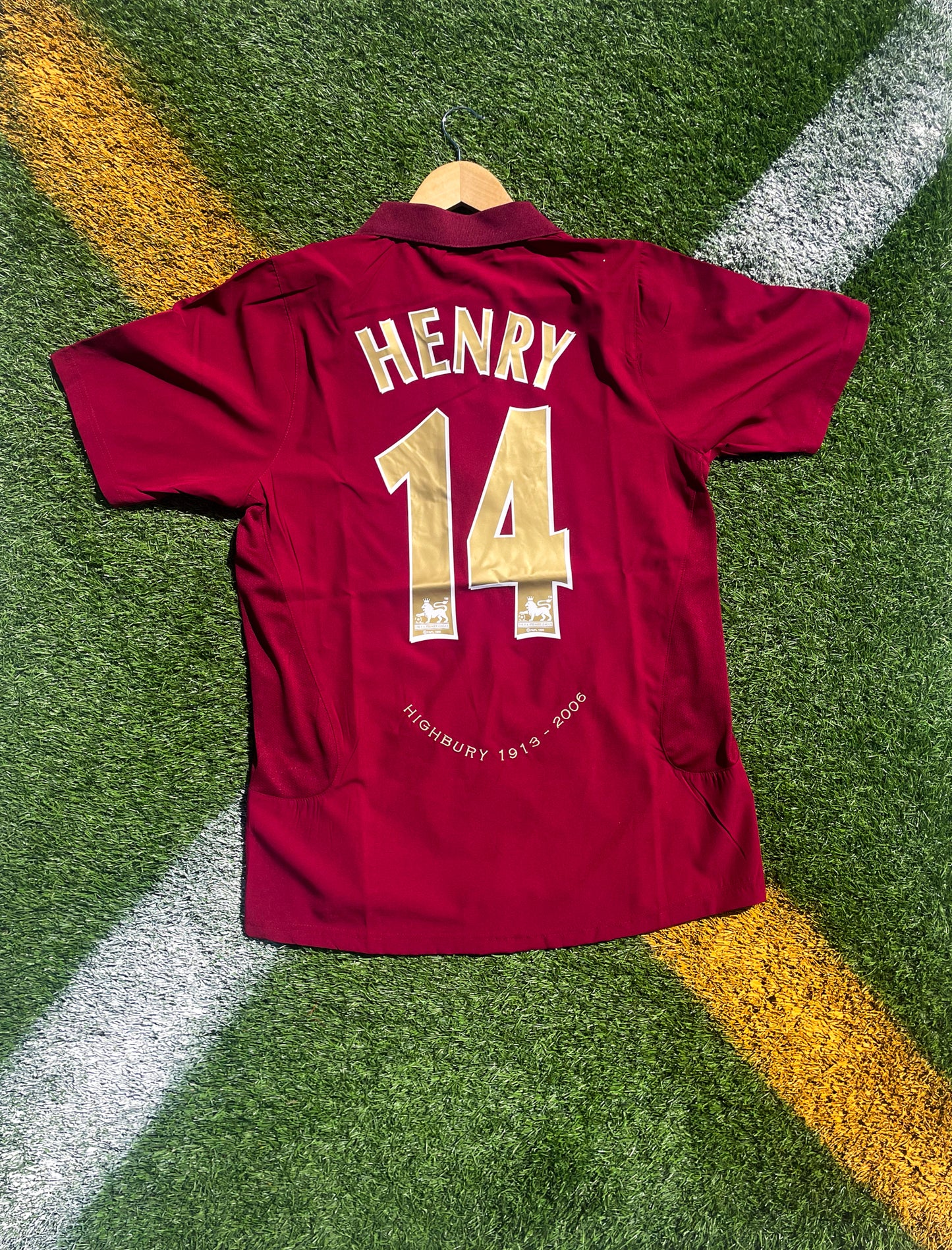 Back of the jersey featuring Thierry Henry #14

