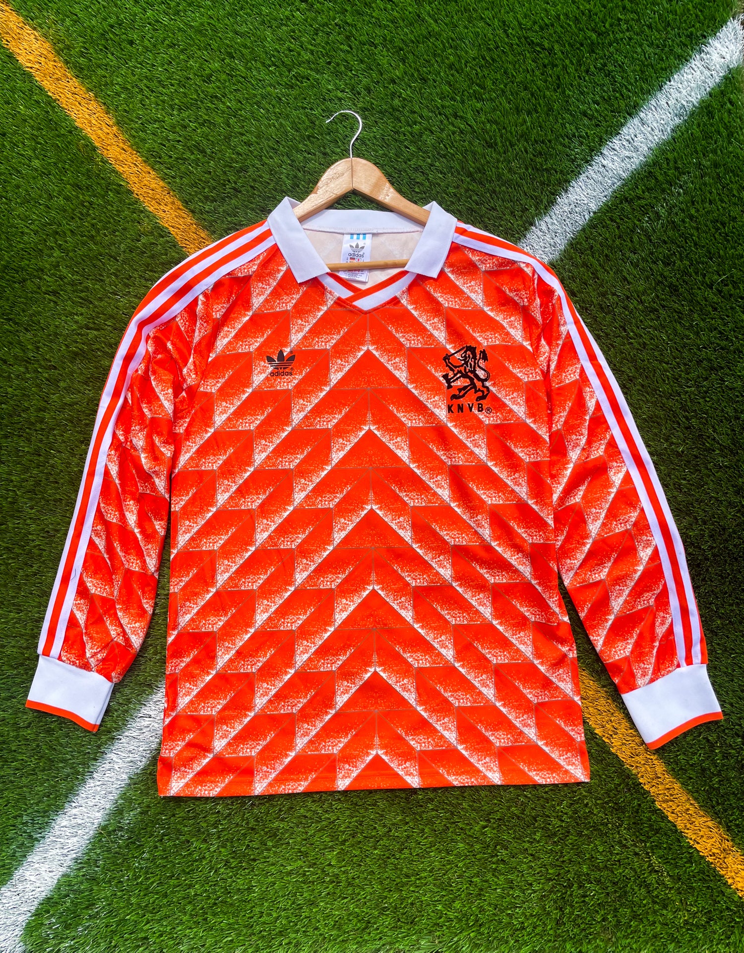 Netherlands 1988 Home Jersey Gullit #10 – Vintage Euro Cup Champions Retro Oranje Football Shirt - Five Of Cups Official