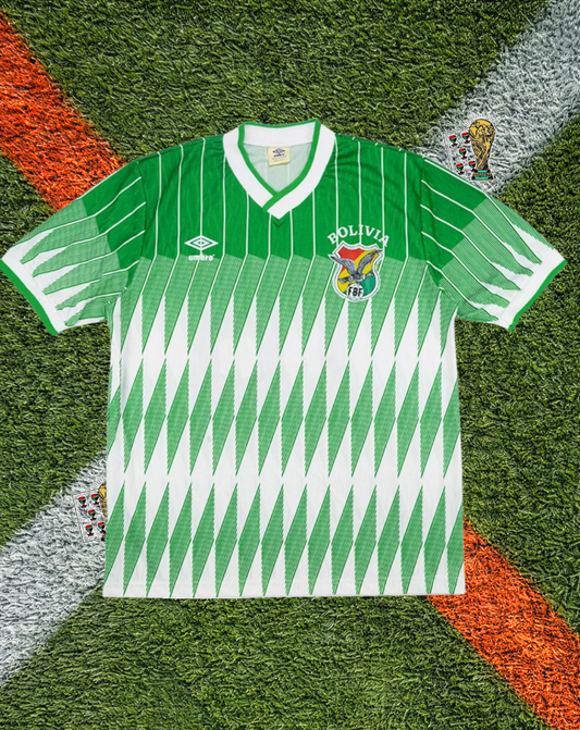 Bolivia National Team - 1993/1994 - Home - #16 - Vintage Umbro Diamond Jacquard Geometric Shoulder Graphic