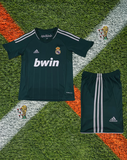 Real Madrid 2012–13 Third Jersey – Ronaldo #7 Vintage Green Model- Youth Edition