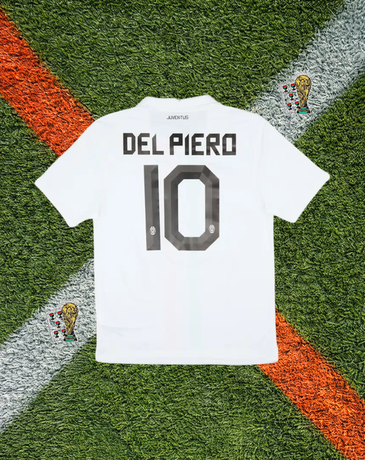 Juventus 2010–11 Away Jersey —Del Piero #10- Italian Lightning Bolt BetClic Era Classic