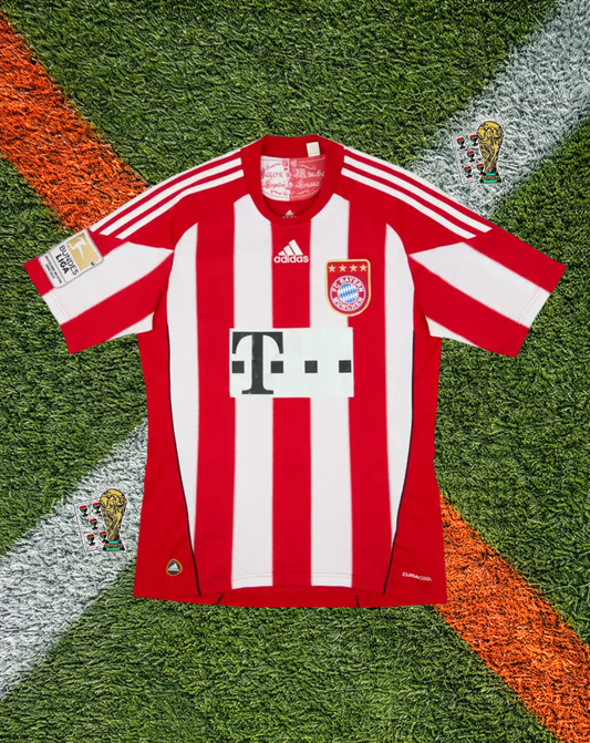 FC Bayern Munich 2010-11 Home Jersey – Robben #10 – "Centenary Stripes" Retro