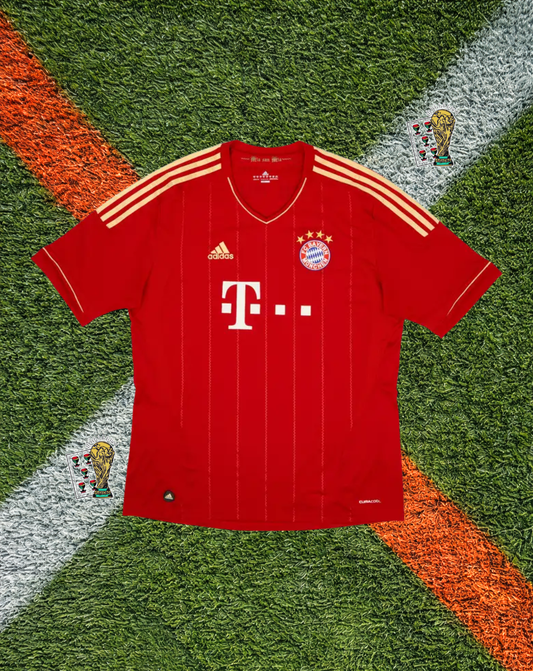 FC Bayern Munich 2011-12 Home Jersey – Lahm #21 – "Gold & Red" Edition
