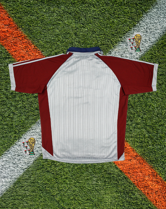 FC Bayern Munich 1998-99 Away Jersey – Champions League Edition – Silver & Navy